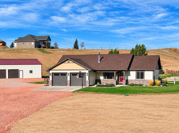 7300 Red Stone Rd, Gillette, WY 82718
