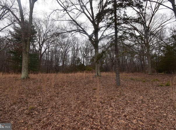 901 MCELWEE Road, MOORESTOWN, NJ 08057