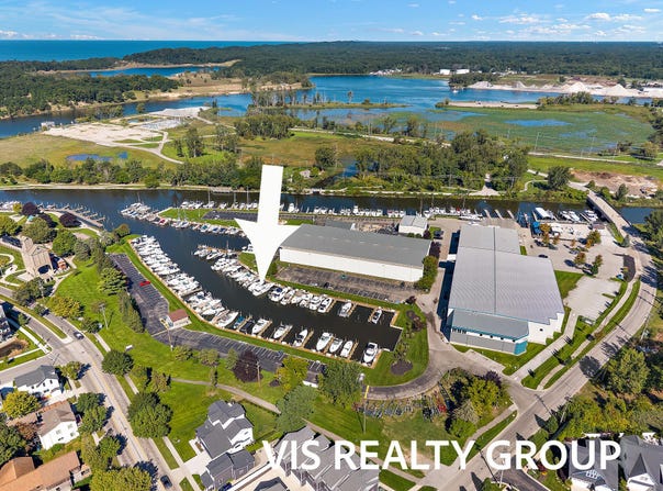 135 Wharfside, Grand Haven, MI 49417