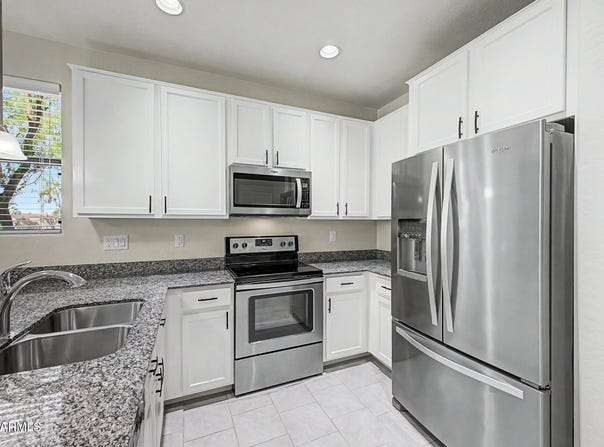 5225 E ENID Avenue, Mesa, AZ 85206