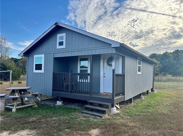 10 Lucky 1 Circle, Mound City, KS 66056