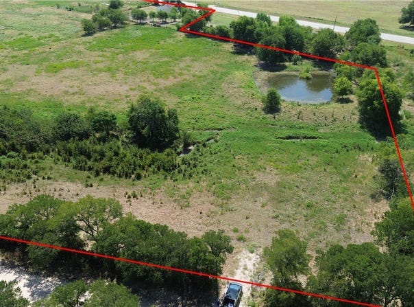 County RD 182, Rosebud, TX 76570