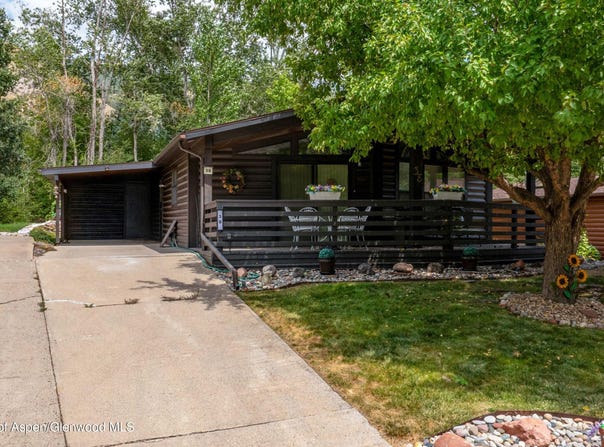 125 Center Drive, Glenwood Springs, CO 81601