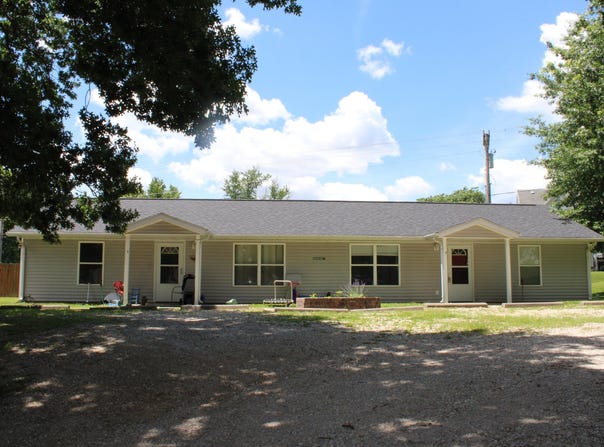 500 Oak Leaf Lane, Mokane, MO 65059