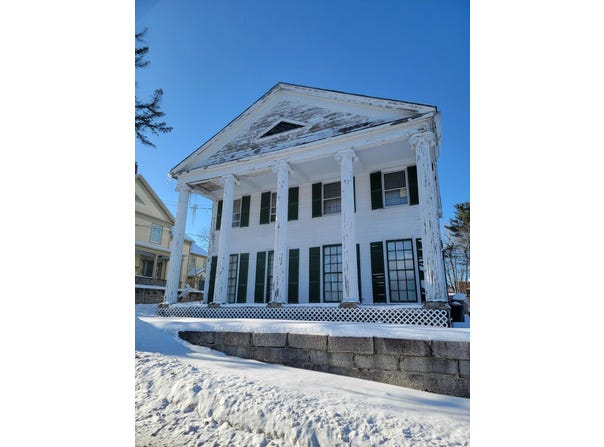 9 Calais Avenue, Calais, ME 04619