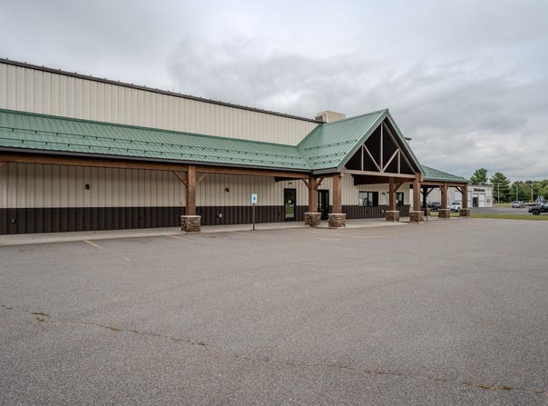 2500 E MAIN STREET, Merrill, WI 54452