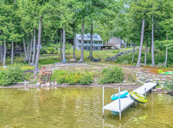 68 Moonlight Drive, Holden, ME 04429