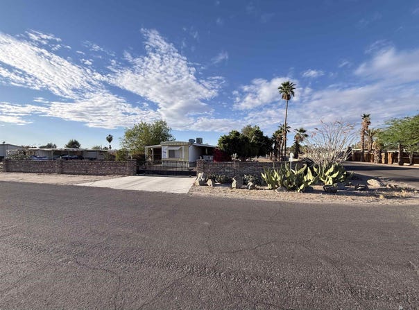 9384 E RANCH DR, Yuma, AZ 85365