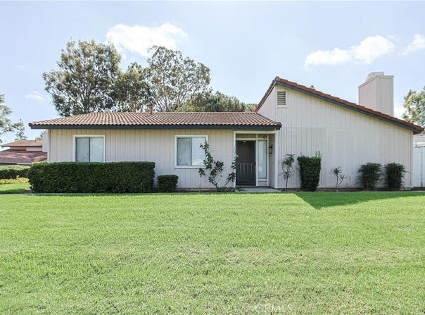 1078 Border, Corona, CA 92882