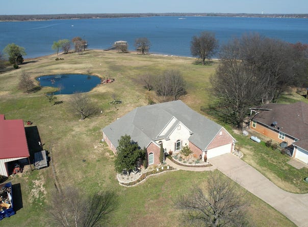 125 Rs County Road 3379, Emory, TX 75440