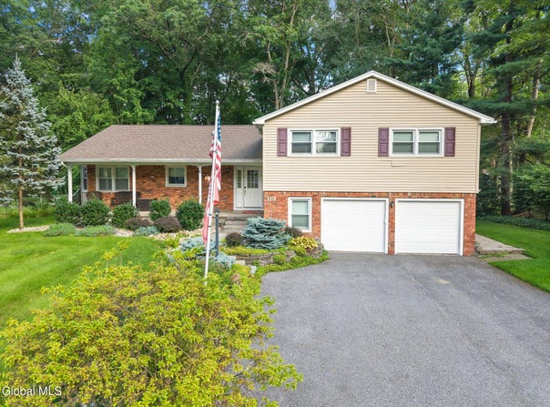 113 Mohawk Drive, Schenectady, NY 12303