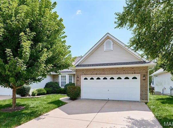 239 Park Ridge Drive, O'Fallon, MO 63366