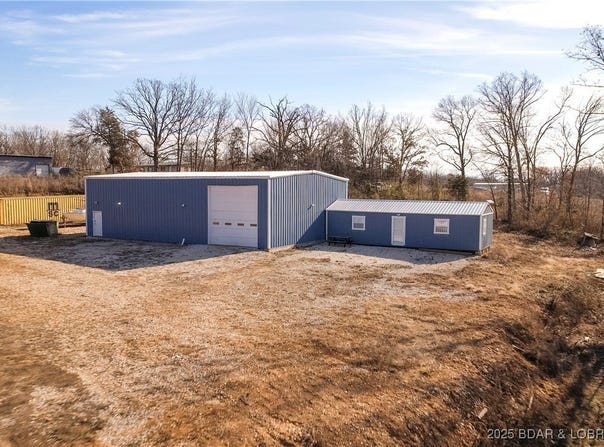149 A Midway Road, Eldon, MO 65026