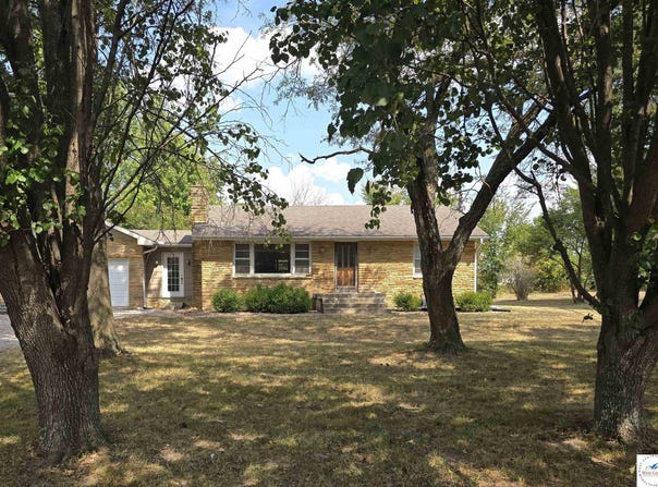 362 NW 649P Road, Clinton, MO 64735