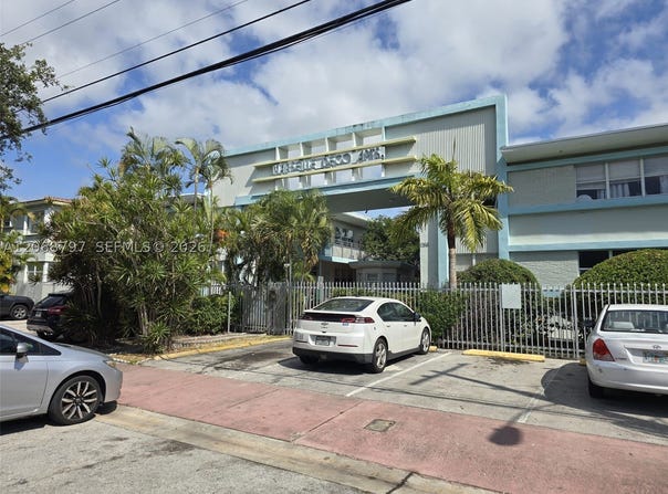 1255 Marseille, Miami Beach, FL 33141