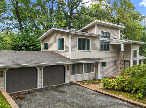 4 TOWER Road, SEVERNA PARK, MD 21146