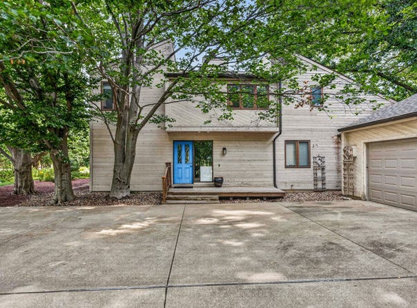 820 Dodds Drive, Champaign, IL 61820