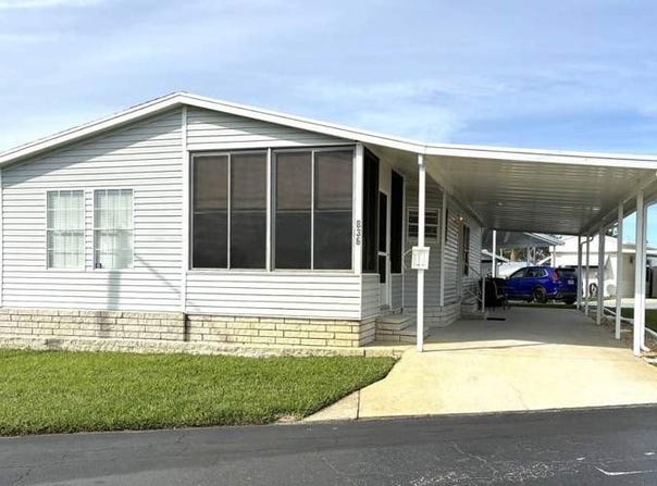 836 S Anglim Ave, Avon Park, FL 33825