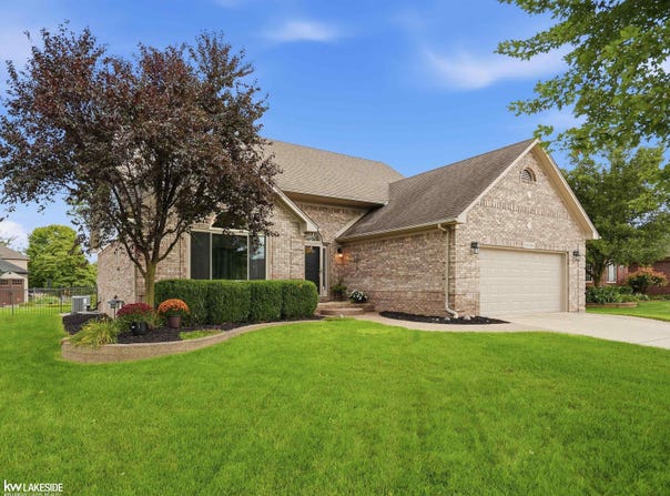 50494 Commons Drive, Macomb, MI 48042