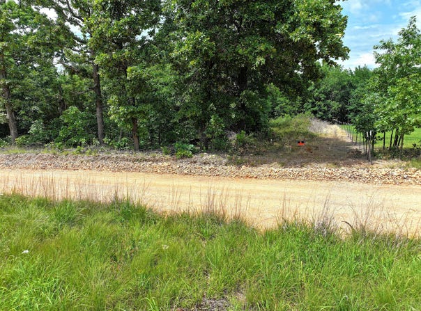 E 350 Road, Jay, OK 74346