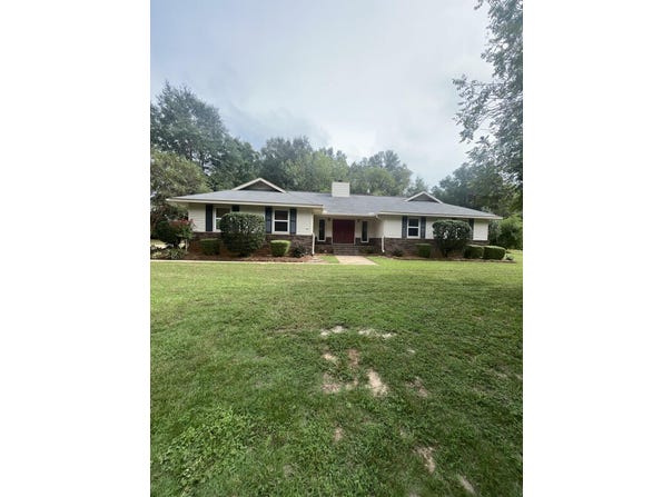 200 S Oak Ridge Dr, Enterprise, AL 36330