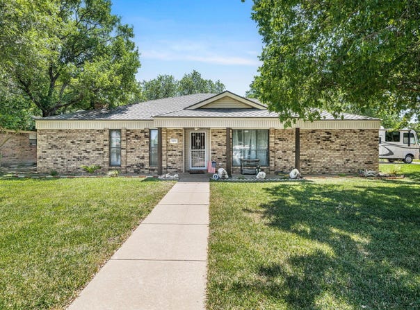 7237 Kings Place, Amarillo, TX 79109-6437