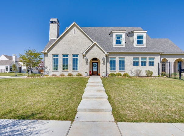 14000 Rozana Street, Fort Worth, TX 76008