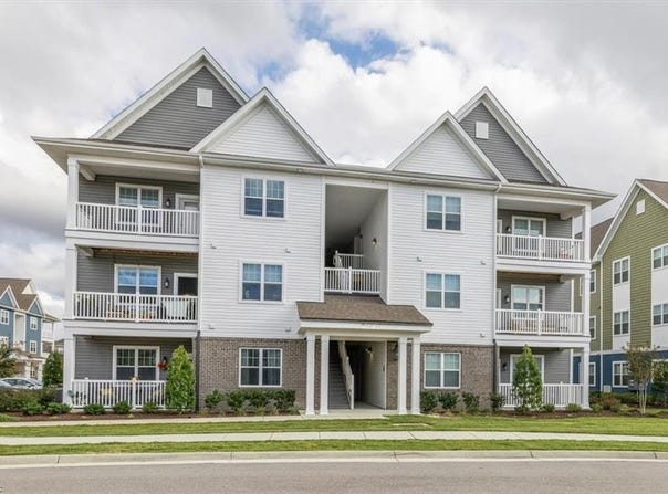 1733 Dromolin Drive, Virginia Beach, VA 23456