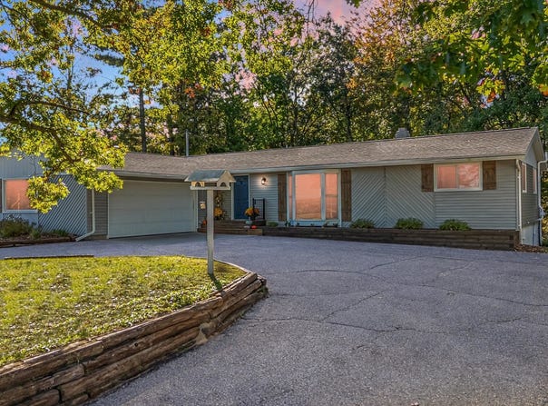 N3425 COUNTY ROAD Q, WAUPACA, WI 54981