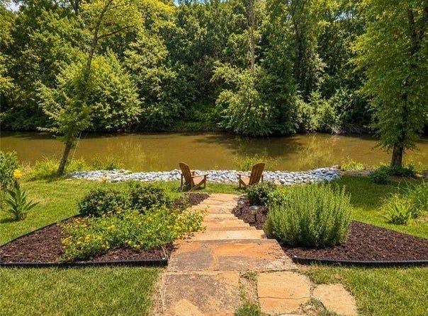 105 Chase Lane, Forsyth, GA 31029