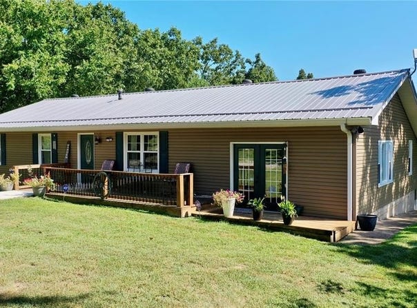 3762 E Highway 32, Salem, MO 65560