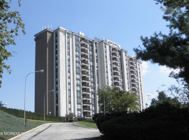 1 Scenic Drive, Highlands, NJ 07732
