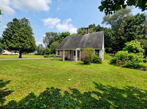 79 Y Road, Arthurdale, WV 26520
