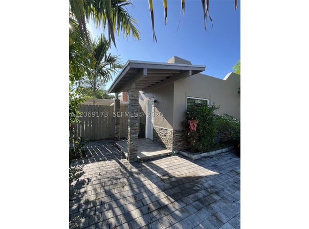 322 Jackson Ave, Green Acres, FL 33463