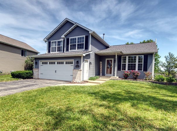 26434 W Deer Path, Channahon, IL 60410