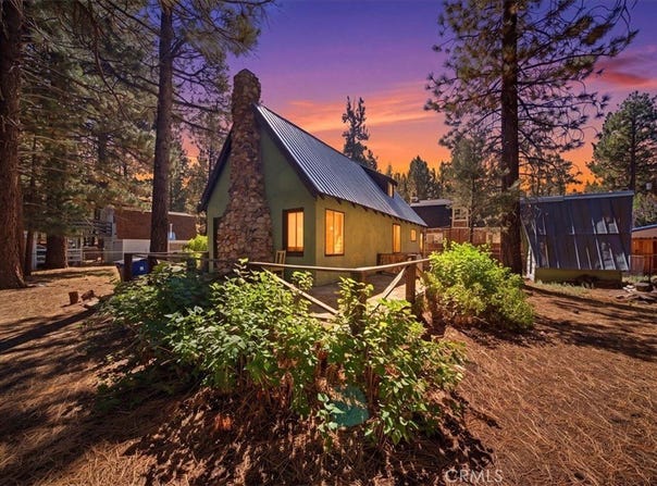 830 E Mountain View, Big Bear City, CA 92314