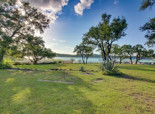 5520 W Beach Cir, Austin, TX 78734