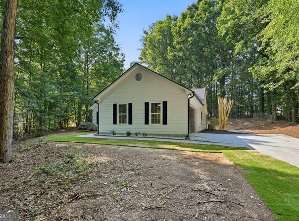 1994 Atha Woods Drive, Monroe, GA 30655