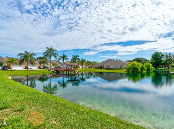 2246 Hawks Cove Circle, New Smyrna Beach, FL 32168