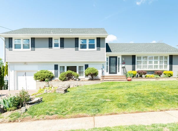 67 Thomas Place, Edison, NJ 08837
