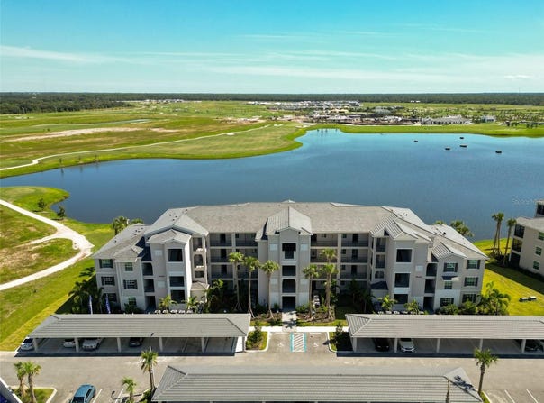 19140 SCALLOP Loop, LAKEWOOD RANCH, FL 34211