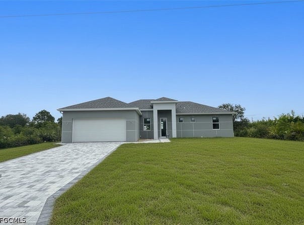 3120 72nd Street W, Lehigh Acres, FL 33971