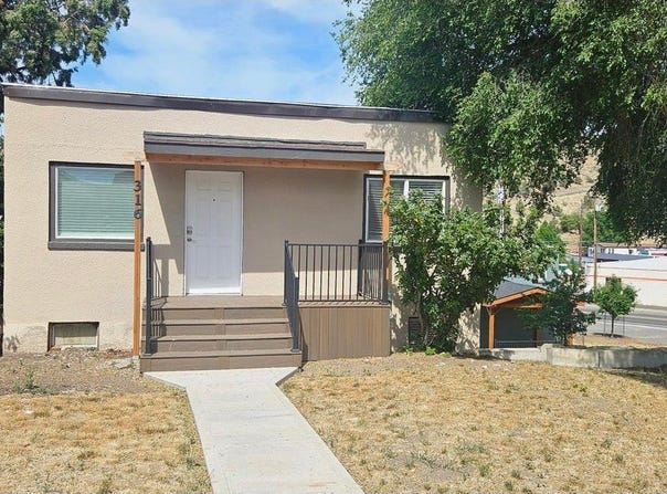 316 SW 1ST St, Madras, OR 97741