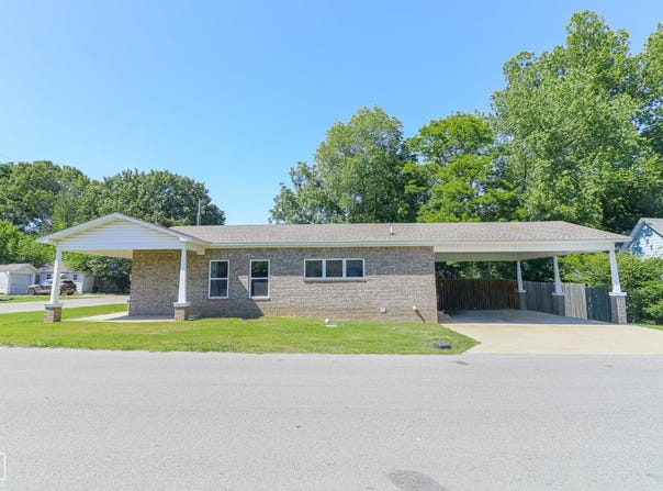 1014 Walnut, Jonesboro, AR 72401