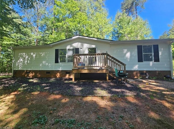 155 Coryland Drive, Walkertown, NC 27051
