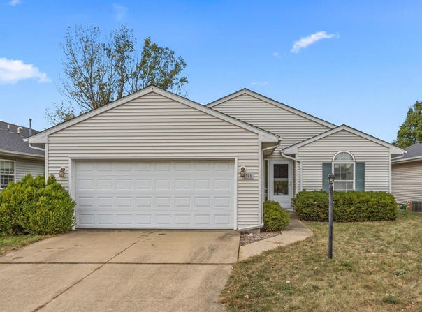 709 Erin Drive, Champaign, IL 61822