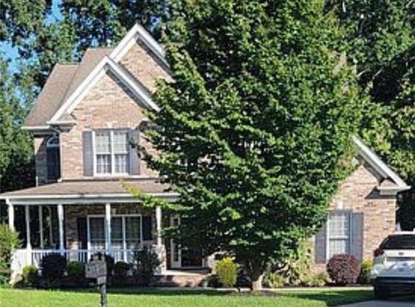 424 Southern Woods Drive, Winston-Salem, NC 27107