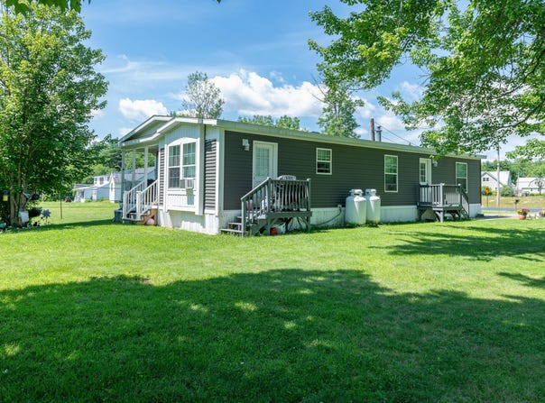 333 Smithfield, Belgrade, ME 04917