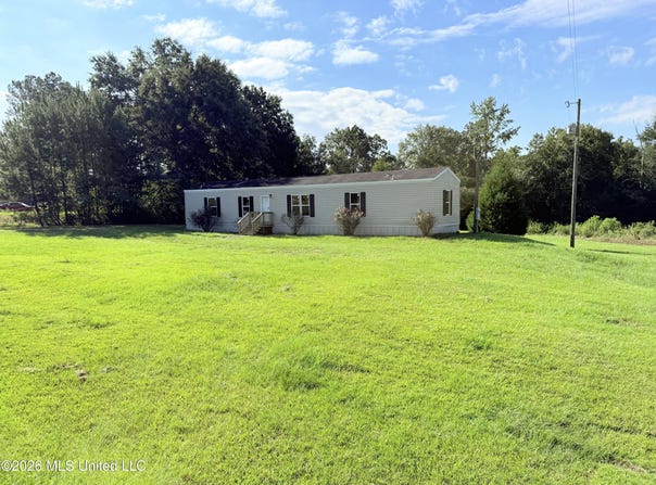 1062 Robinson Road, McComb, MS 39648
