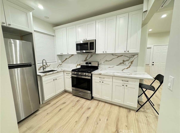 234-N Columbus Ave, Glendale, CA 91203